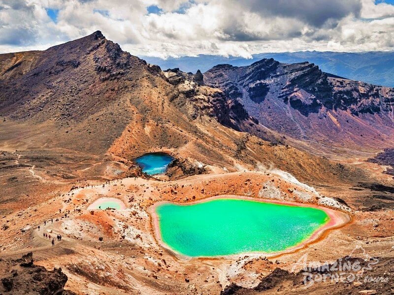 Emerals Lake Tongariro New Zealand